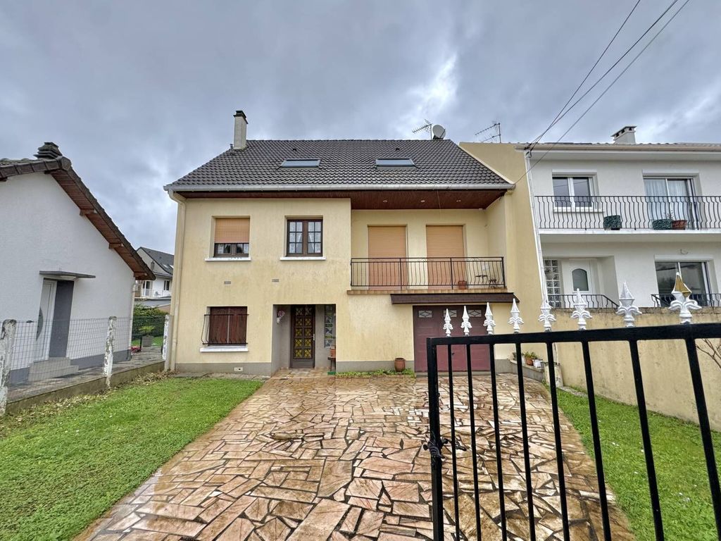 Achat maison à vendre 5 chambres 159 m² - Pontault-Combault