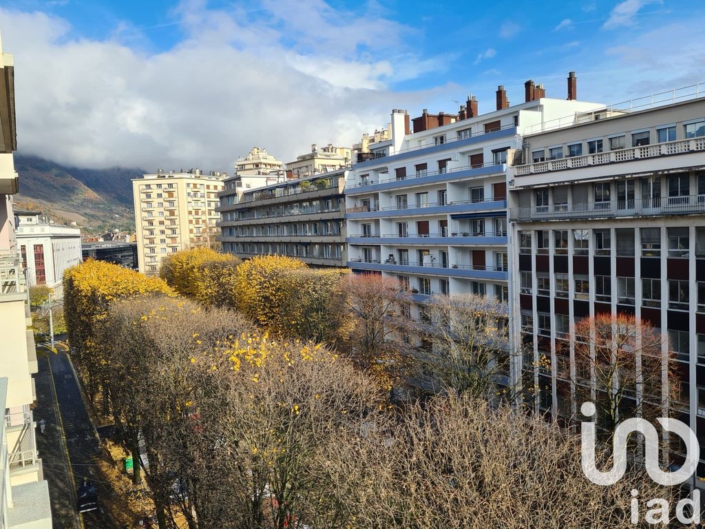 Achat appartement à vendre 3 pièces 85 m² - Grenoble