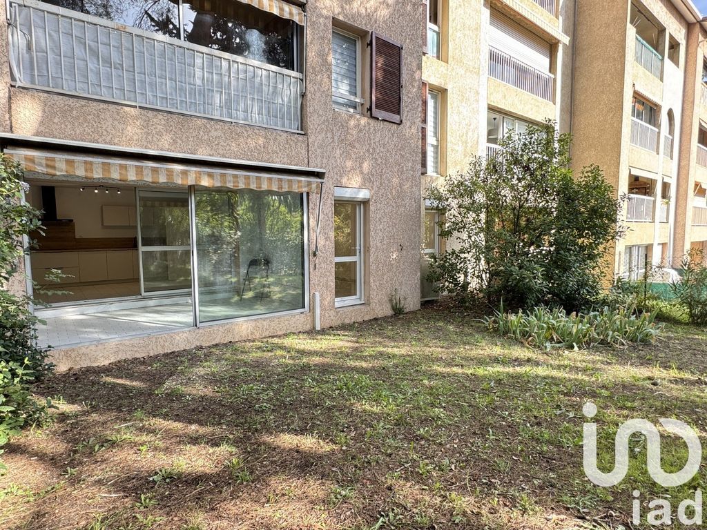 Achat appartement à vendre 3 pièces 64 m² - Aix-en-Provence