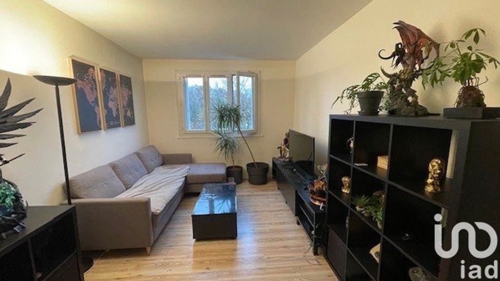 Achat appartement à vendre 2 pièces 45 m² - Saint-Fargeau-Ponthierry