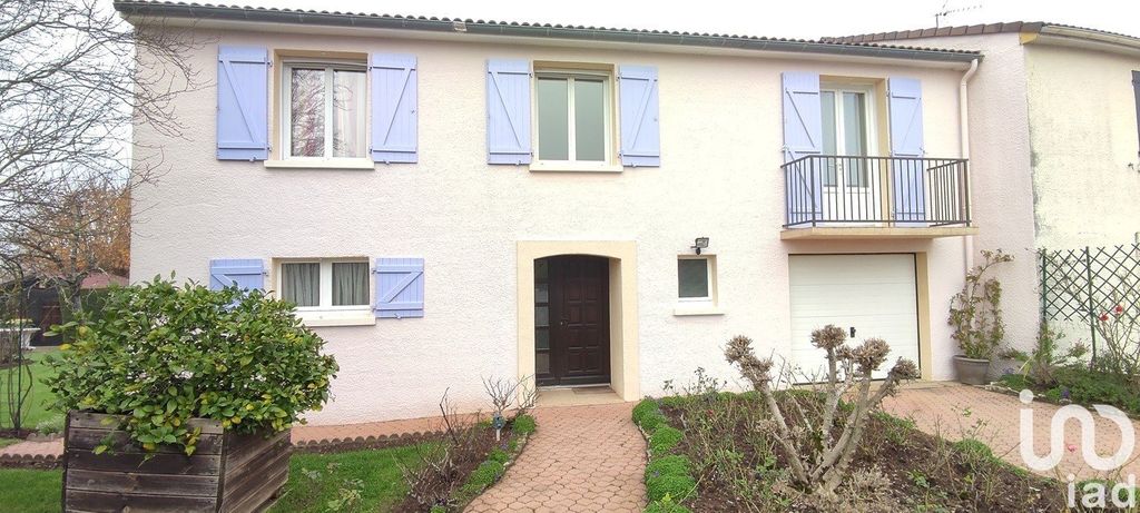 Achat maison à vendre 3 chambres 116 m² - La Crèche