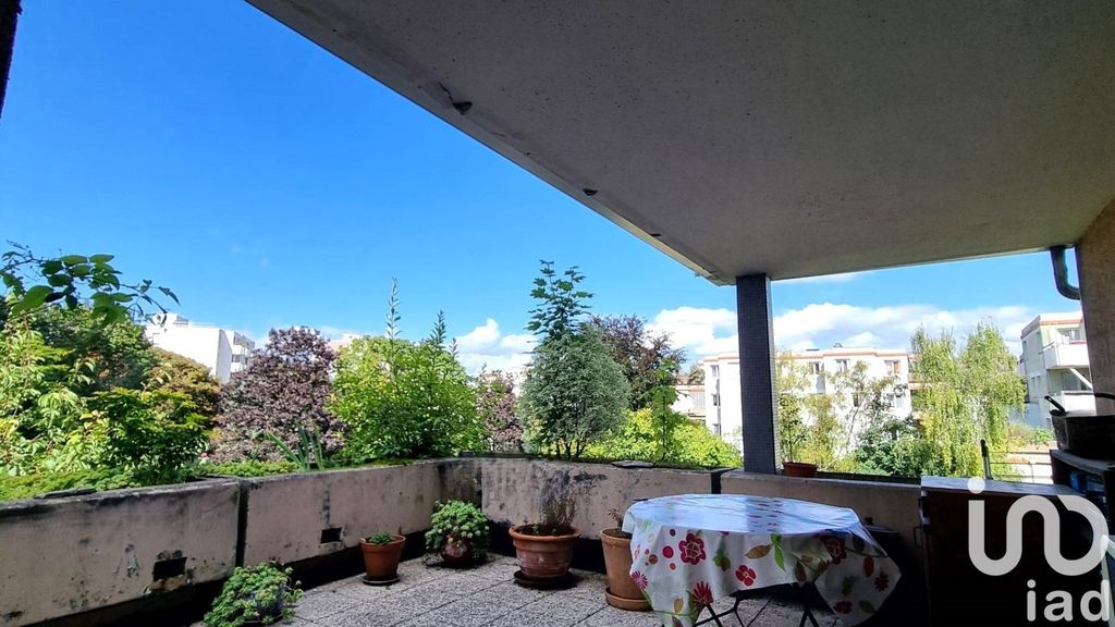 Achat appartement à vendre 3 pièces 69 m² - Fontenay-sous-Bois