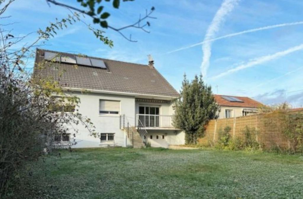 Achat maison à vendre 4 chambres 156 m² - Chennevières-sur-Marne