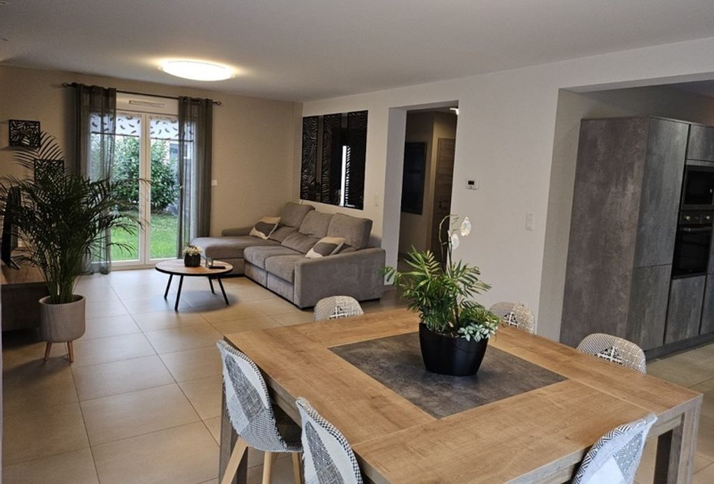 Achat maison à vendre 3 chambres 106 m² - Behren-lès-Forbach