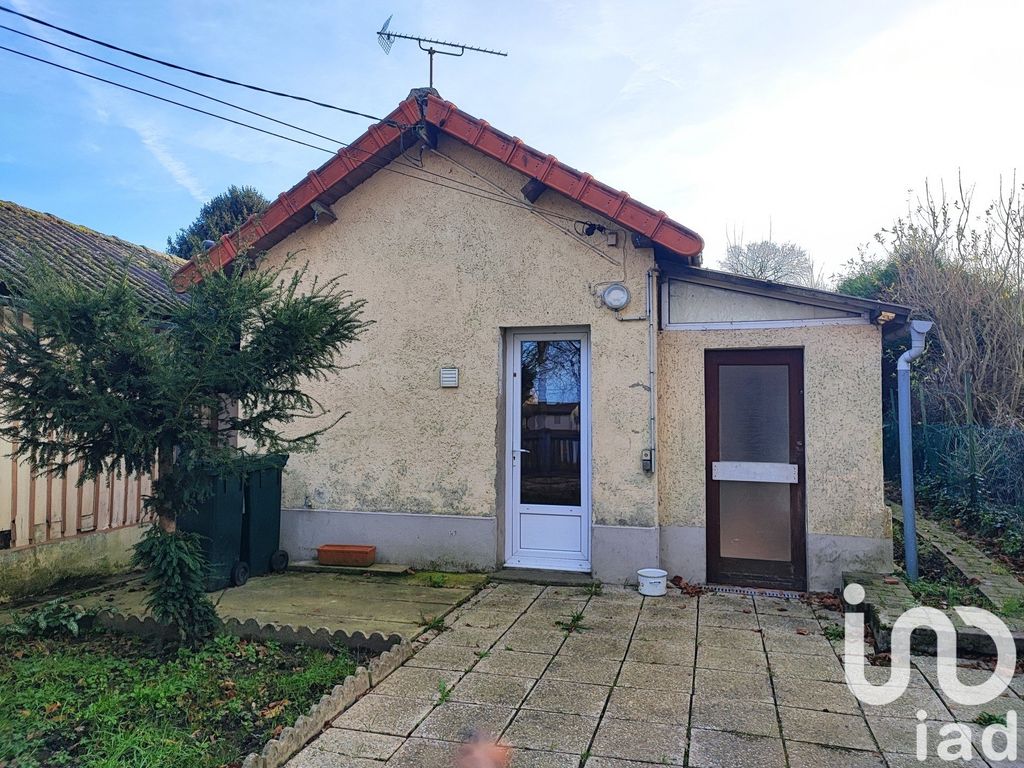 Achat maison à vendre 2 chambres 61 m² - Chaulnes