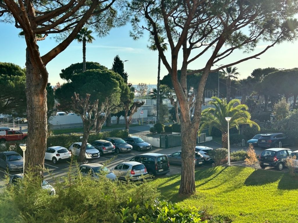 Achat studio à vendre 35 m² - Antibes