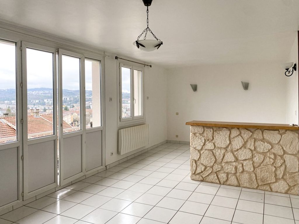 Achat appartement à vendre 4 pièces 69 m² - Oyonnax