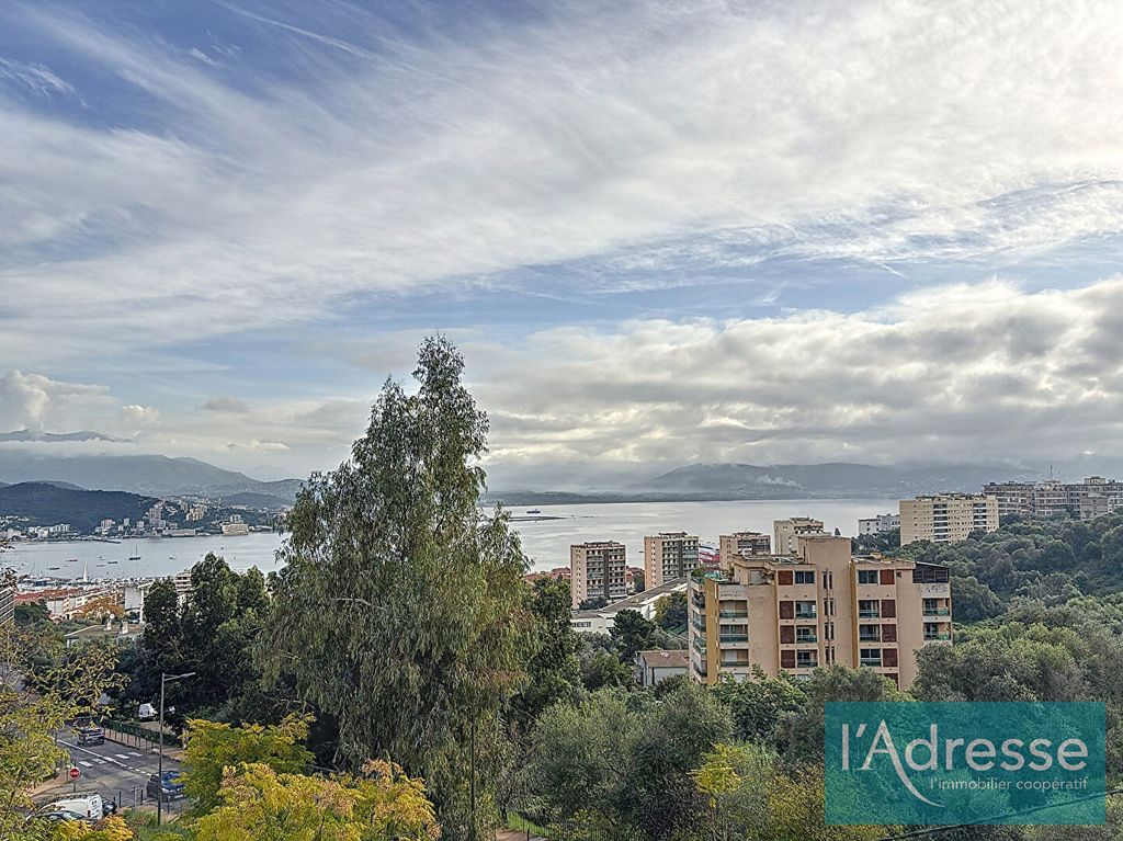 Achat appartement à vendre 4 pièces 63 m² - Ajaccio