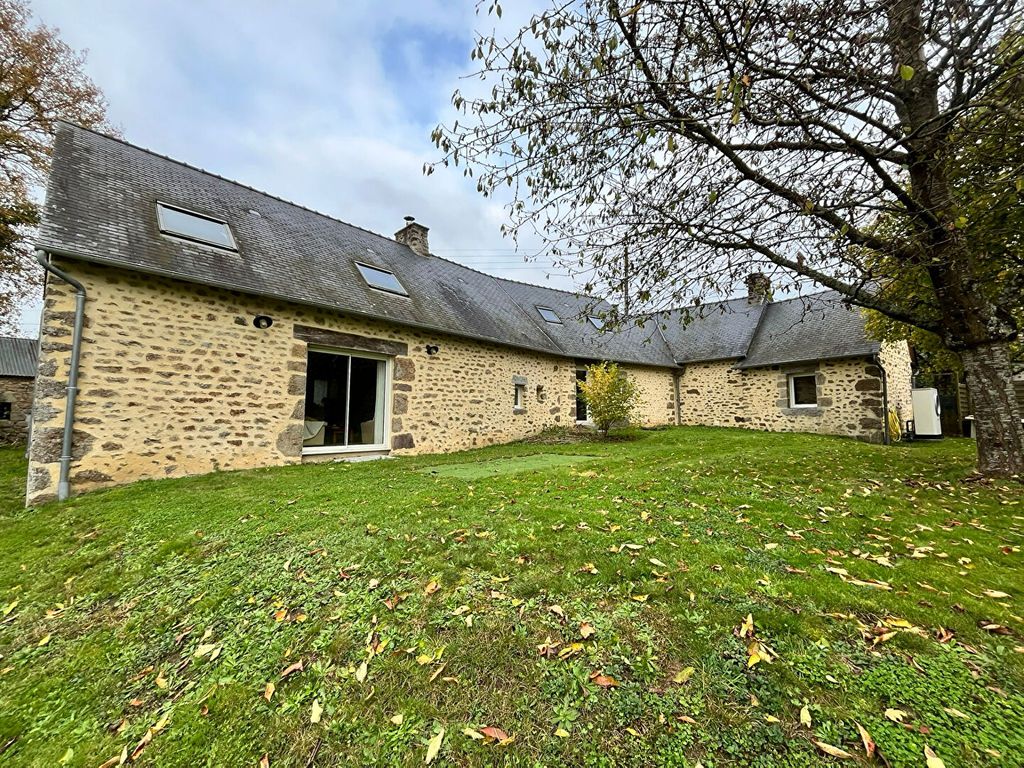 Achat maison à vendre 5 chambres 146 m² - Saint-Mars-sur-Colmont