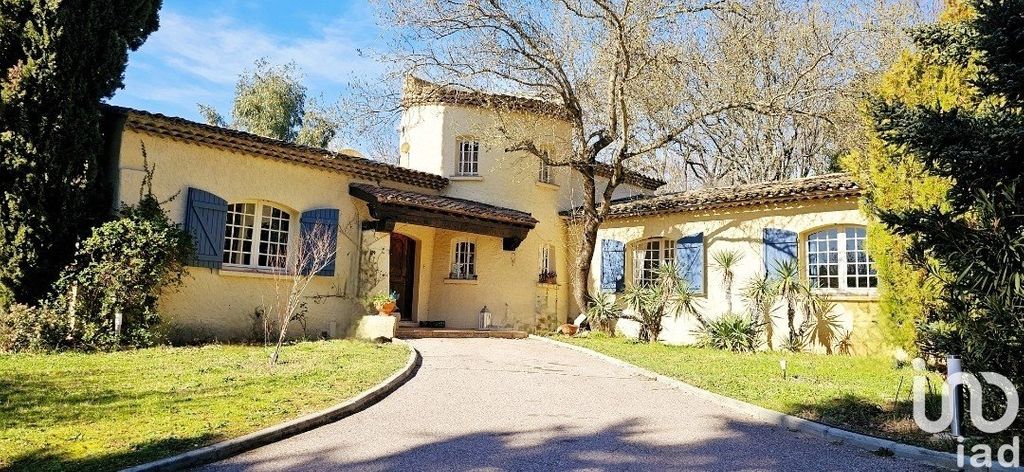 Achat maison à vendre 4 chambres 215 m² - Garéoult