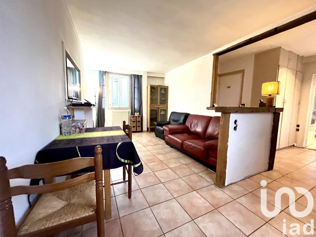 Achat appartement à vendre 5 pièces 72 m² - Ivry-sur-Seine