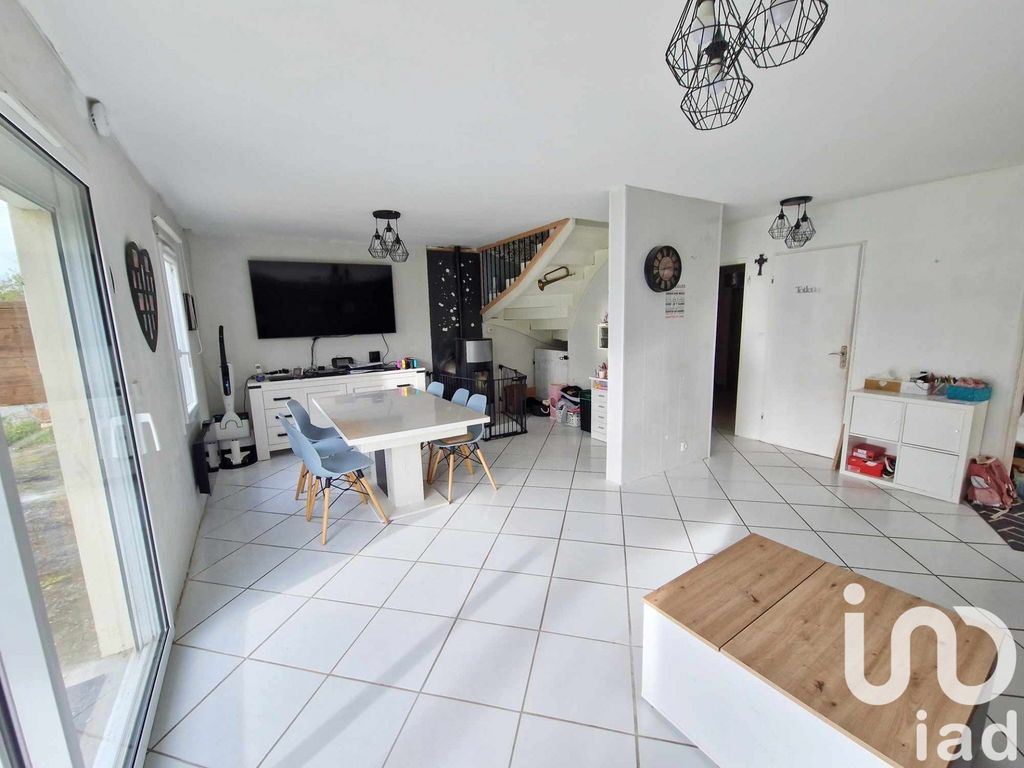 Achat maison à vendre 4 chambres 140 m² - Les Bordes