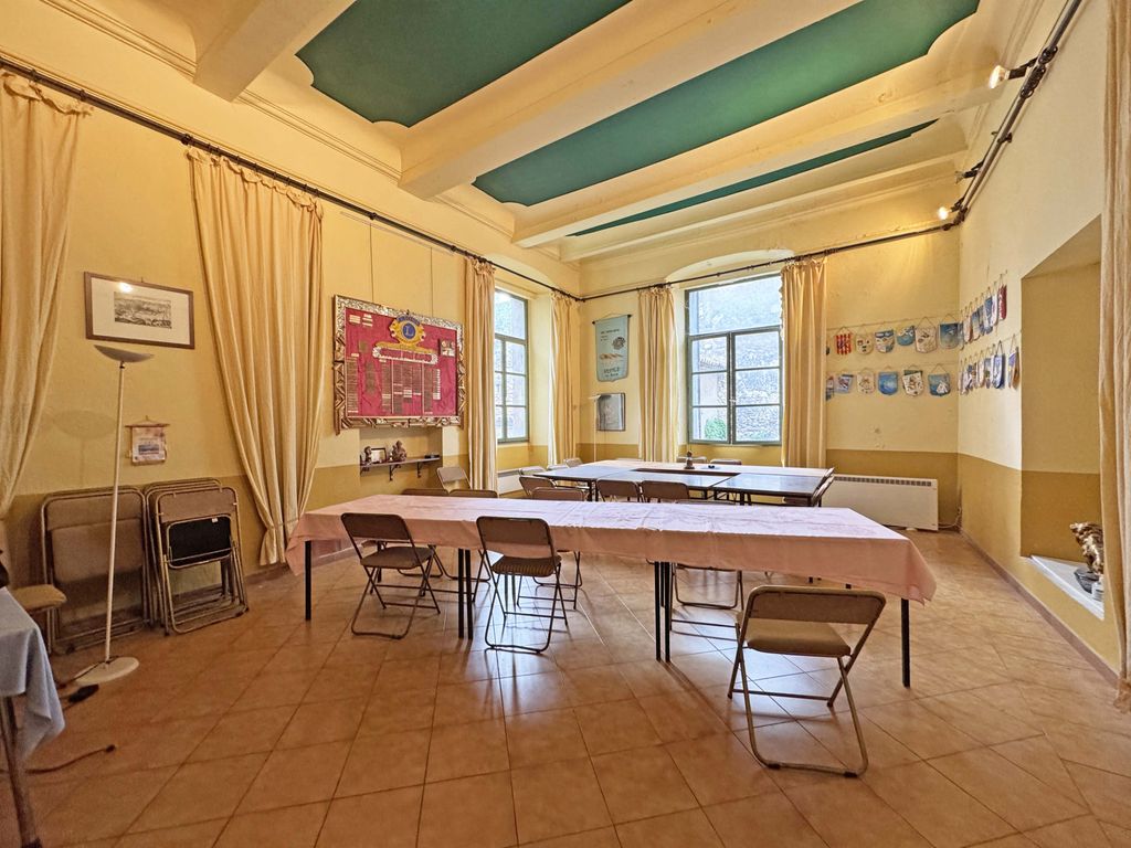 Achat appartement à vendre 3 pièces 124 m² - Vence