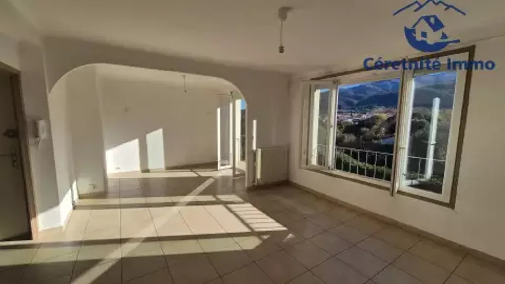 Achat appartement à vendre 3 pièces 67 m² - Céret