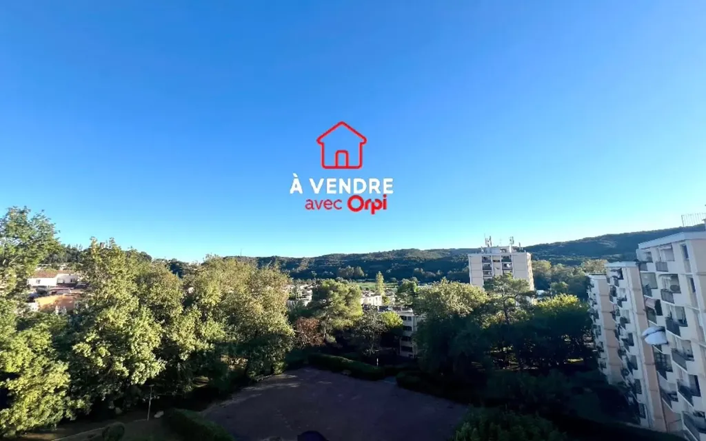 Achat appartement à vendre 5 pièces 91 m² - Villeneuve-Loubet