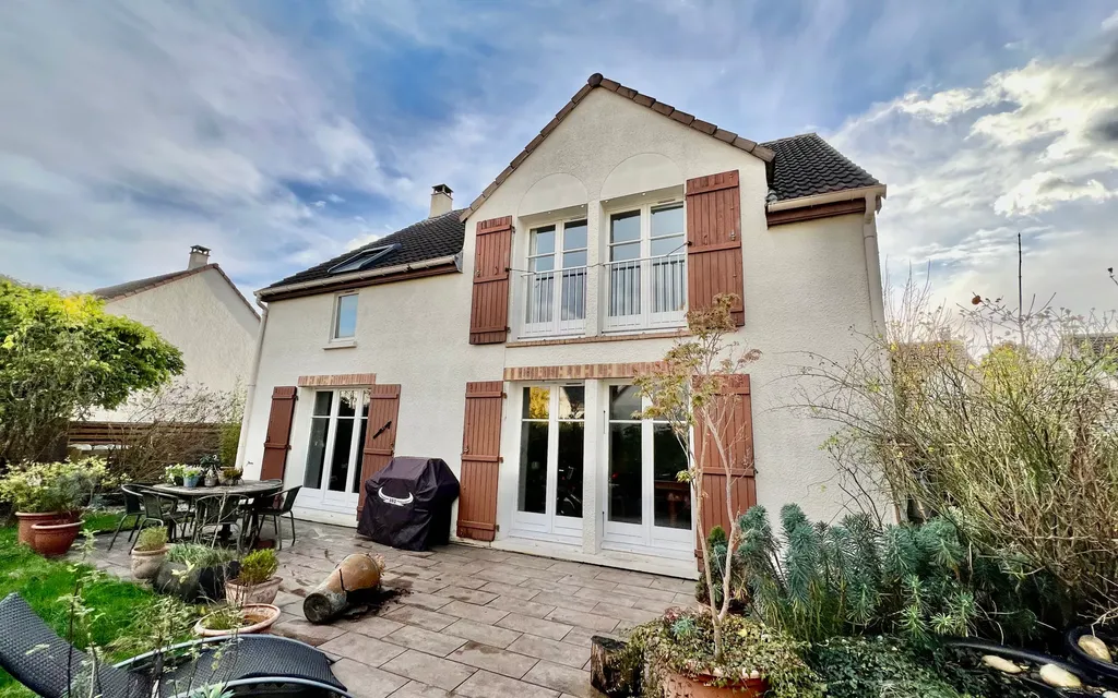 Achat maison à vendre 5 chambres 145 m² - Gournay-sur-Marne