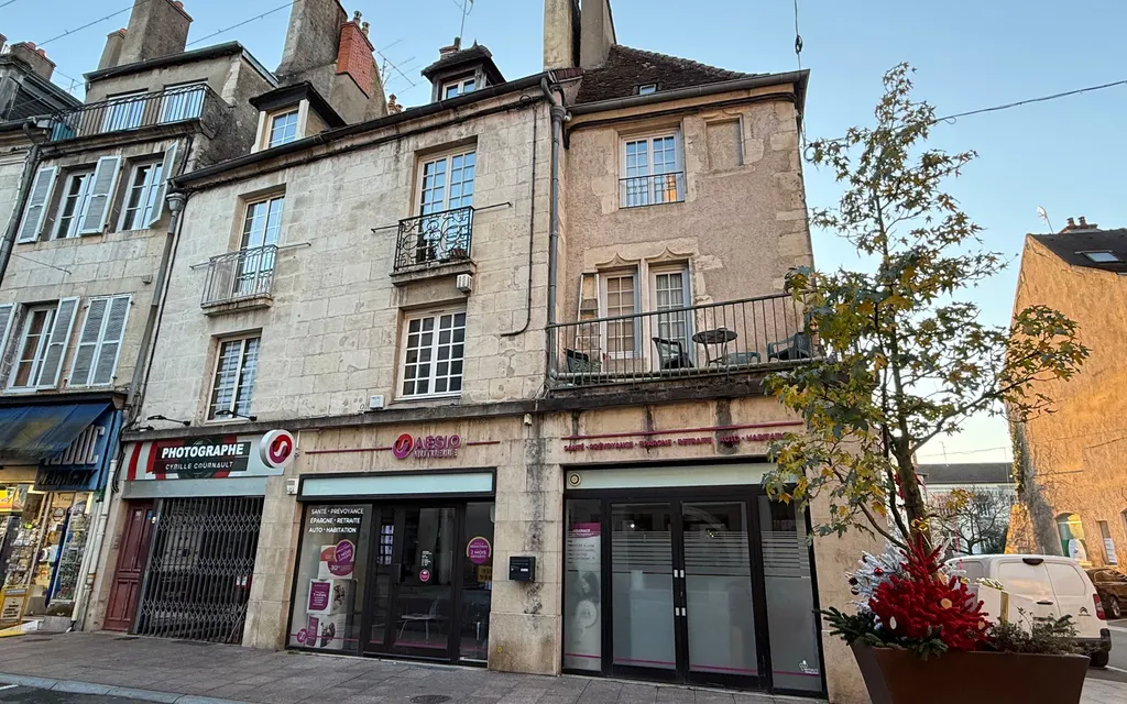 Achat appartement à vendre 2 pièces 76 m² - Dole