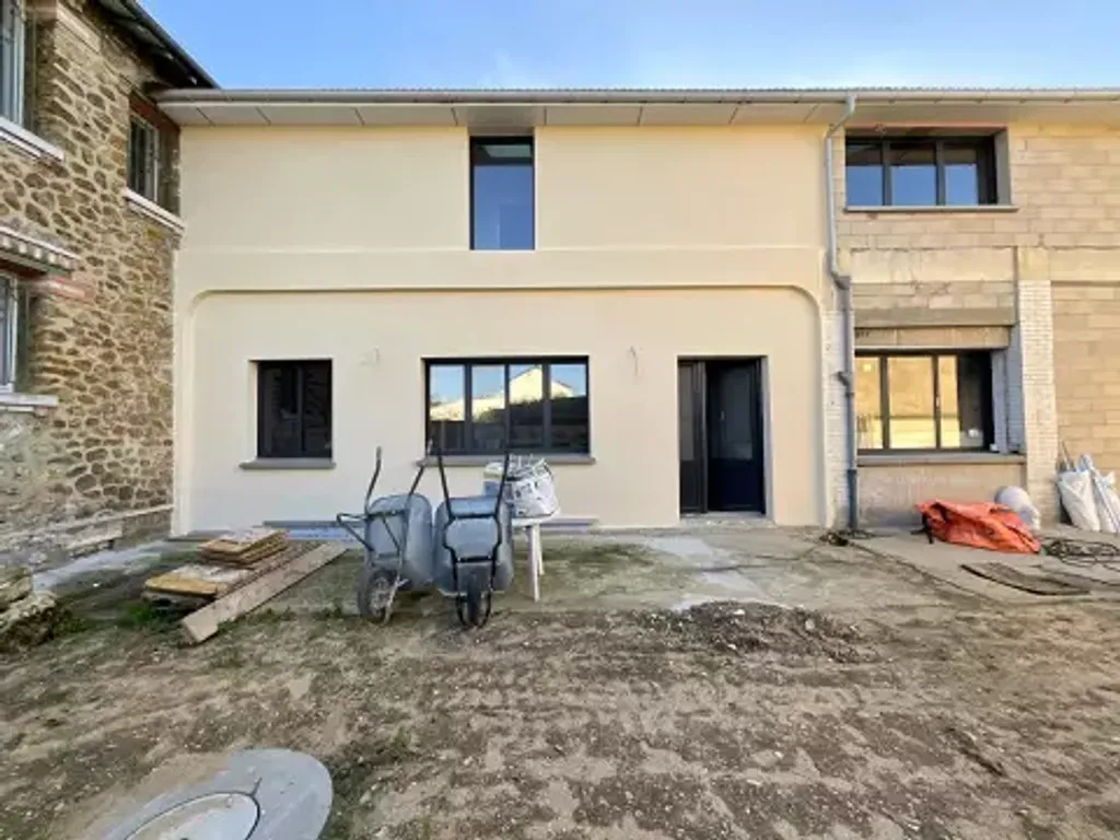 Achat maison à vendre 4 chambres 115 m² - Carrières-sous-Poissy