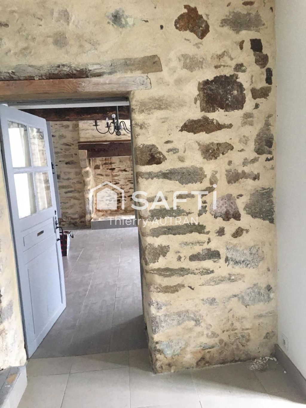 Achat maison à vendre 4 chambres 220 m² - Peillac