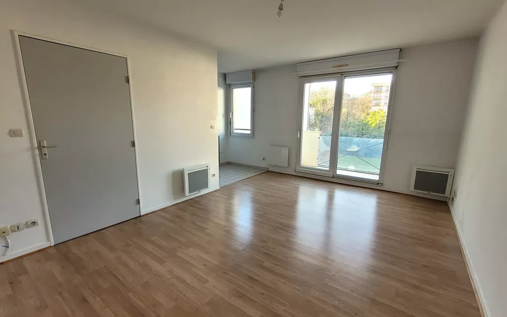 Achat appartement à vendre 2 pièces 43 m² - Orléans