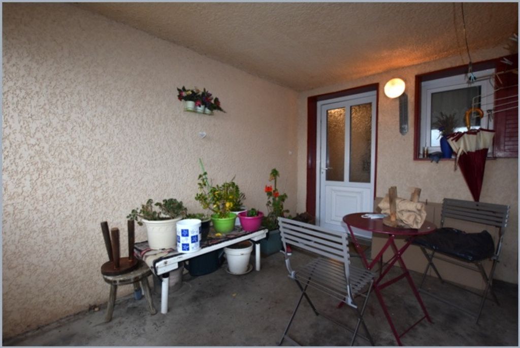 Achat maison à vendre 4 chambres 105 m² - Sainte-Sigolène