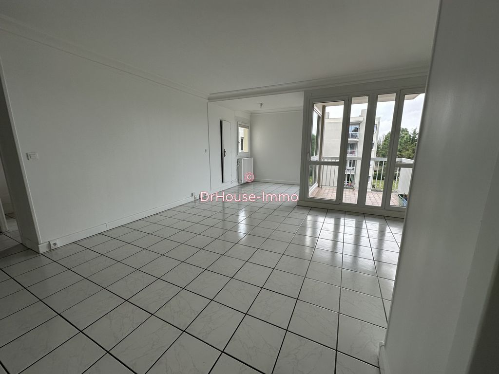 Achat appartement à vendre 4 pièces 78 m² - Mantes-la-Jolie