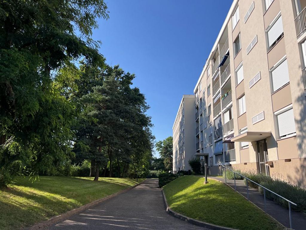 Achat appartement à vendre 4 pièces 72 m² - Villefranche-sur-Saône