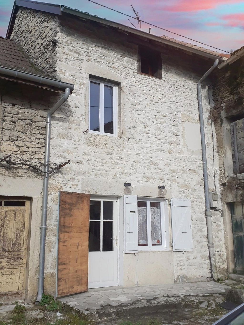 Achat maison à vendre 2 chambres 70 m² - Porcieu-Amblagnieu