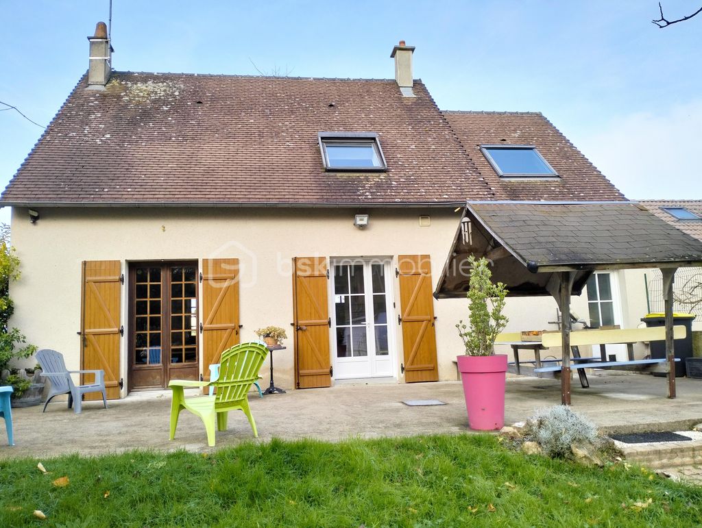 Achat maison à vendre 5 chambres 127 m² - Artannes-sur-Indre