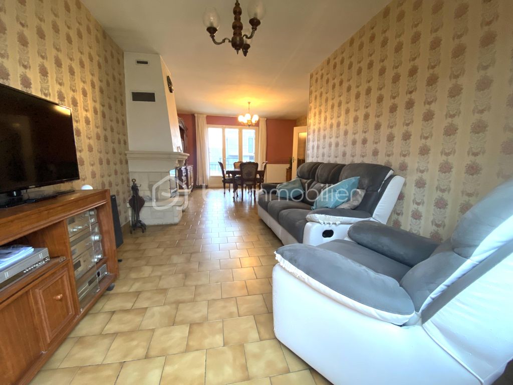 Achat maison à vendre 4 chambres 115 m² - Neuilly-Plaisance