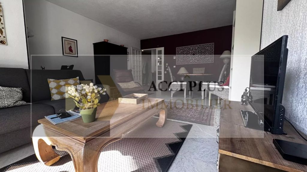 Achat appartement à vendre 3 pièces 81 m² - Nîmes