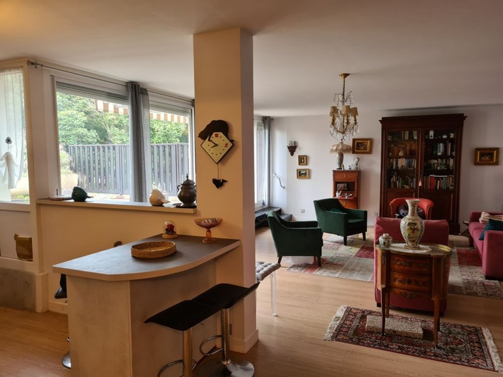 Achat appartement à vendre 5 pièces 105 m² - Angoulême