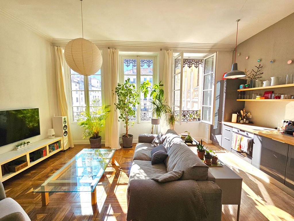 Achat appartement à vendre 3 pièces 71 m² - Lyon 1er arrondissement