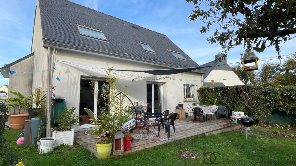 Achat maison à vendre 5 chambres 101 m² - Theix-Noyalo