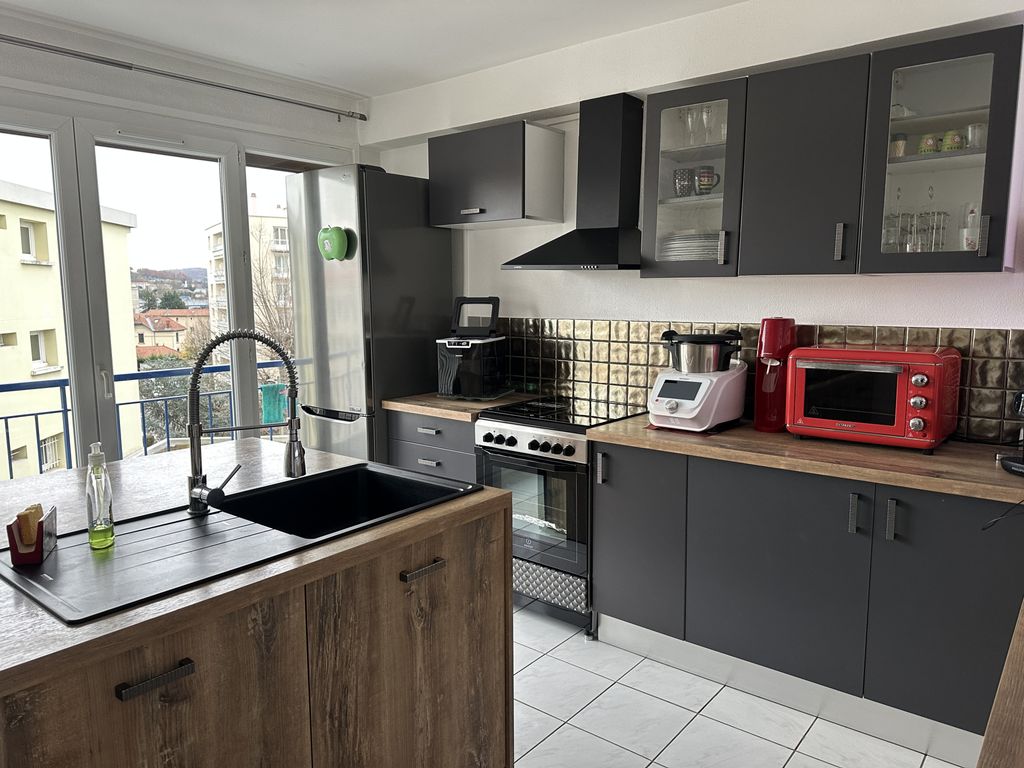 Achat appartement à vendre 5 pièces 86 m² - Saint-Priest-en-Jarez