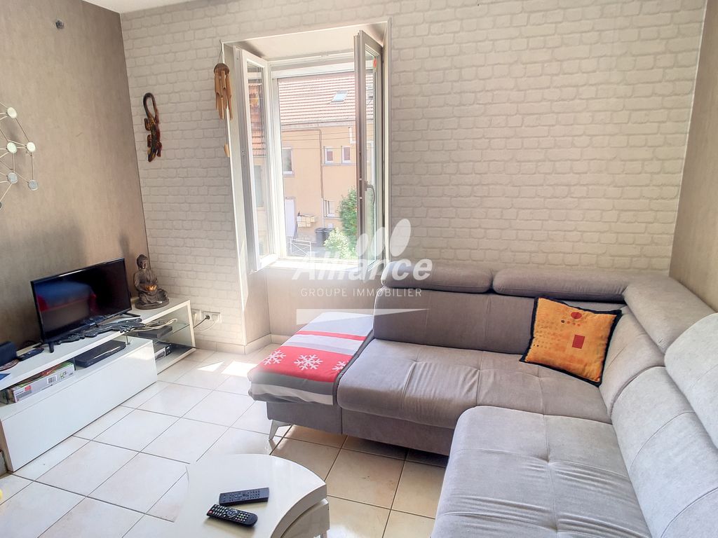 Achat appartement à vendre 3 pièces 70 m² - Sainte-Suzanne