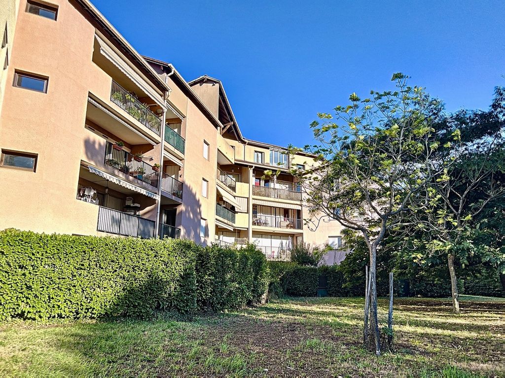 Achat appartement à vendre 4 pièces 78 m² - Le Pont-de-Claix