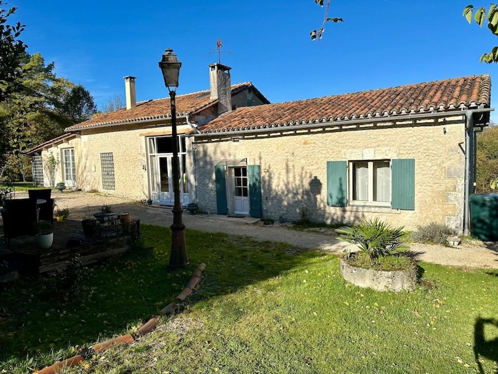 Achat maison à vendre 3 chambres 145 m² - Bouteilles-Saint-Sébastien