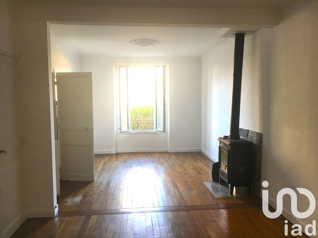 Achat maison à vendre 4 chambres 115 m² - Pussay