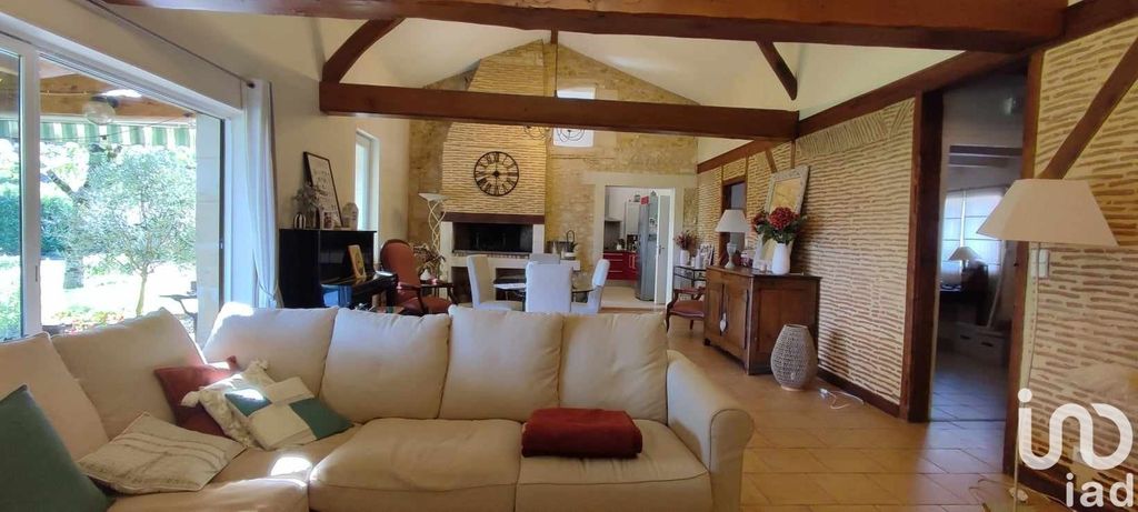 Achat maison à vendre 6 chambres 228 m² - Bergerac