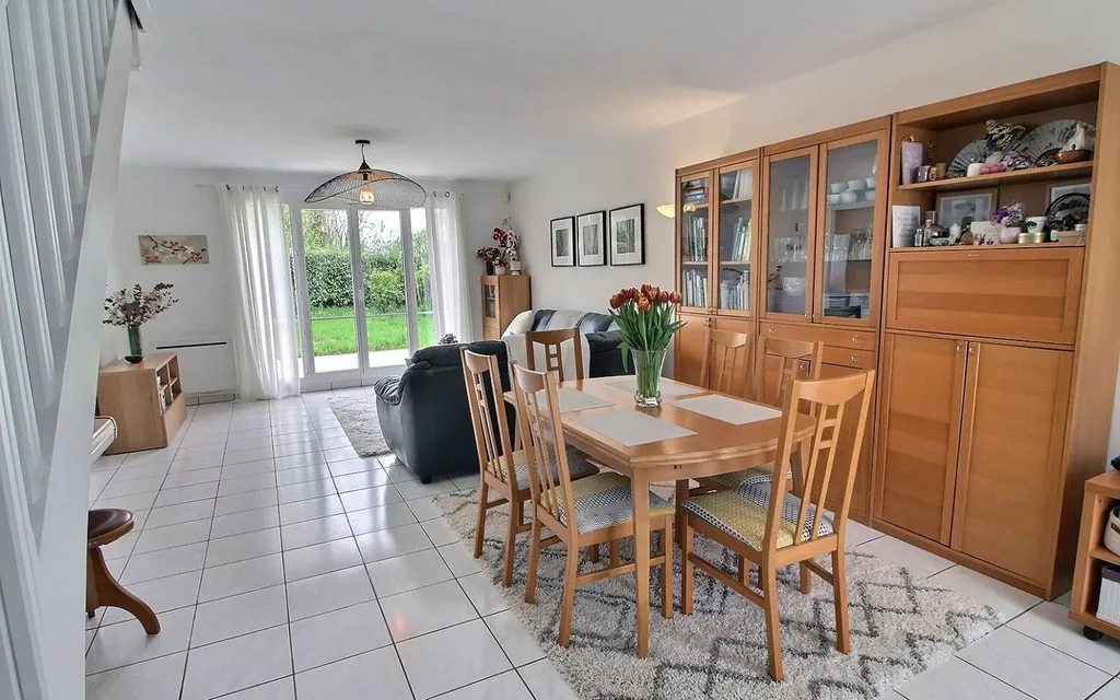 Achat maison à vendre 3 chambres 88 m² - Crégy-lès-Meaux