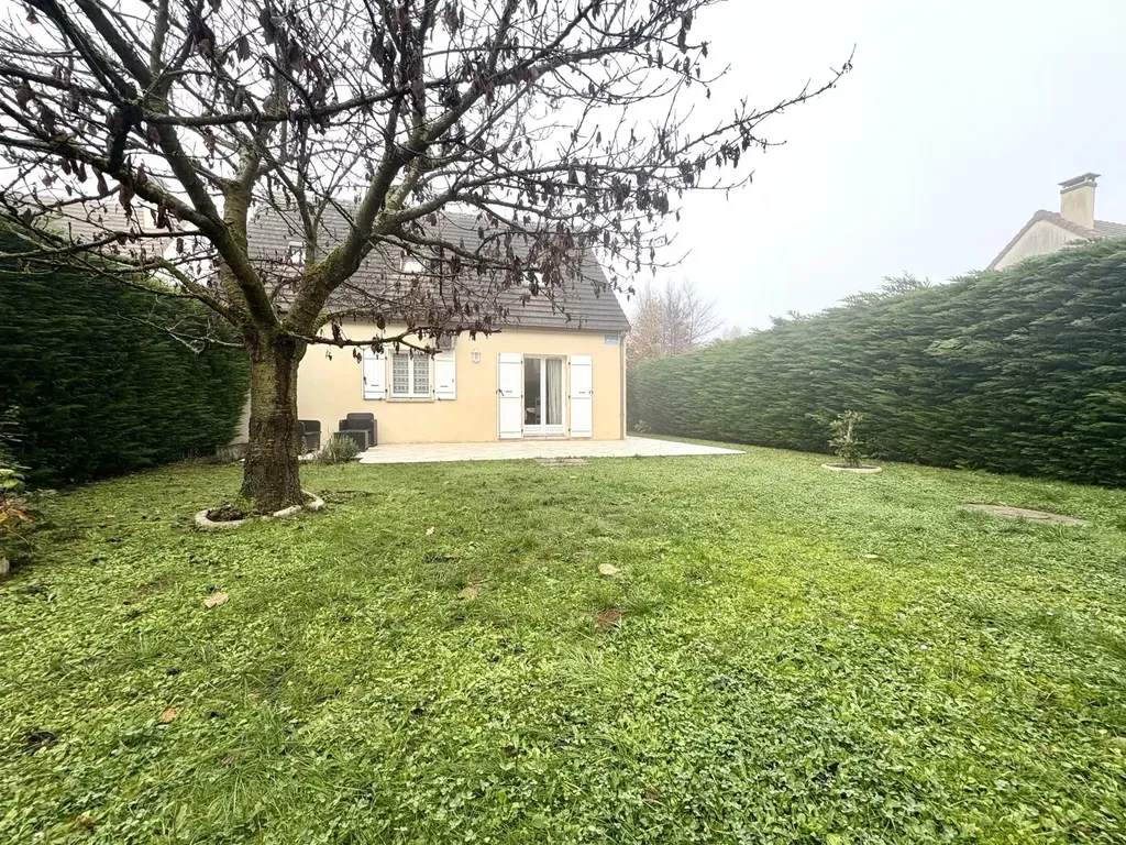 Achat maison à vendre 3 chambres 113 m² - Sucy-en-Brie