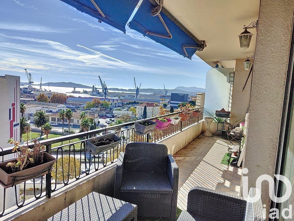 Achat appartement à vendre 4 pièces 96 m² - Toulon