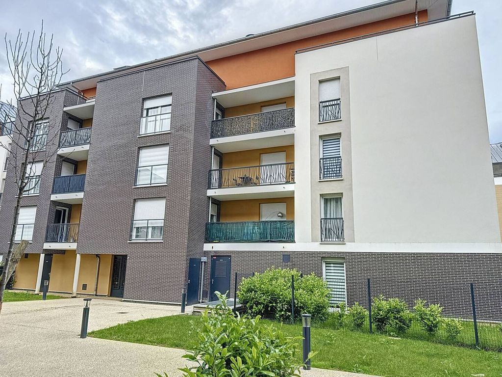 Achat appartement à vendre 4 pièces 78 m² - Ozoir-la-Ferrière