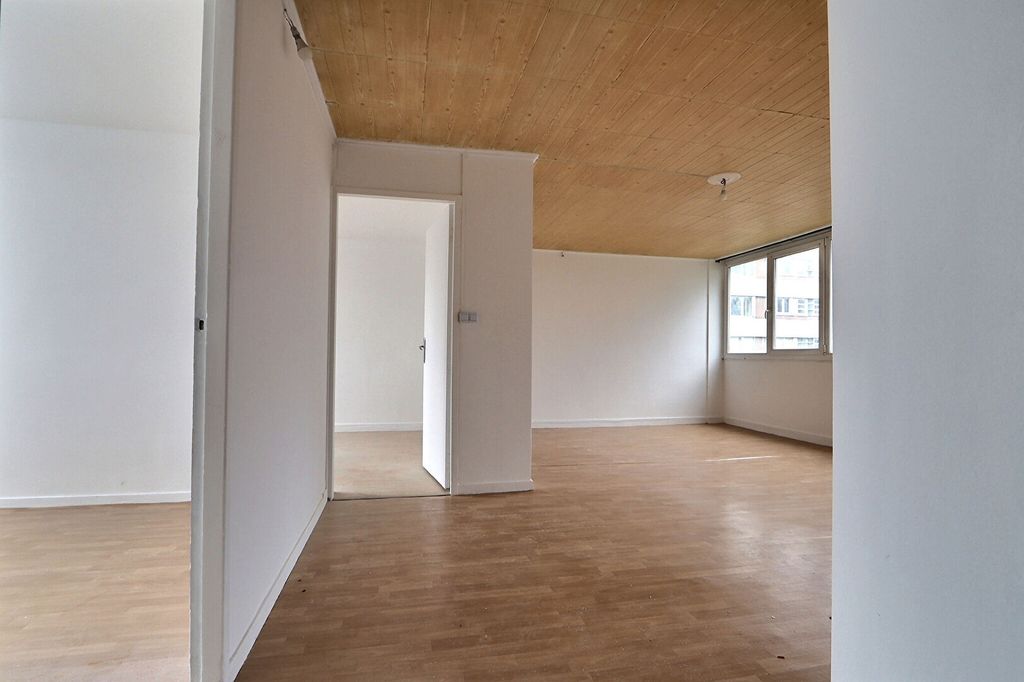 Achat appartement à vendre 5 pièces 76 m² - Saint-Denis