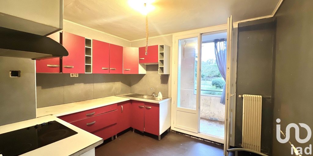 Achat appartement à vendre 5 pièces 66 m² - Pont-Saint-Esprit