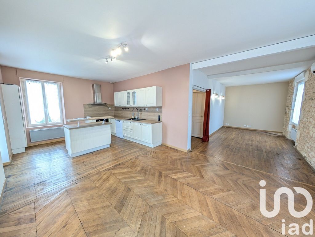 Achat maison à vendre 4 chambres 115 m² - Valdivienne