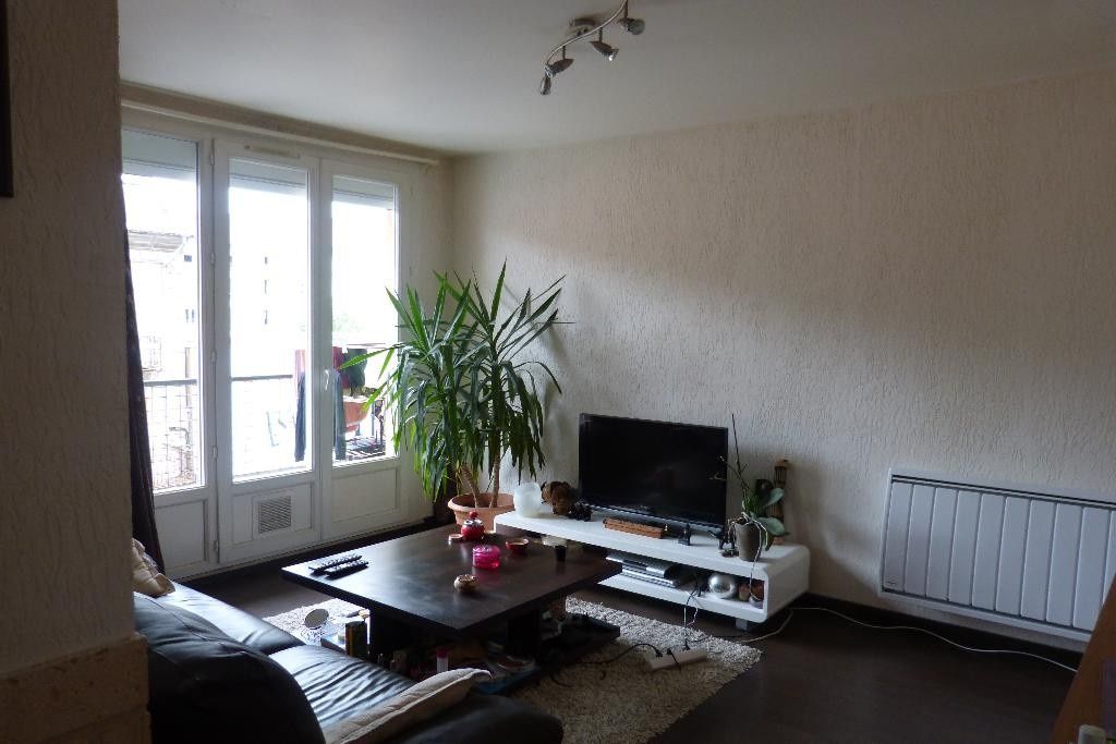 Achat appartement à vendre 2 pièces 40 m² - Lourdes