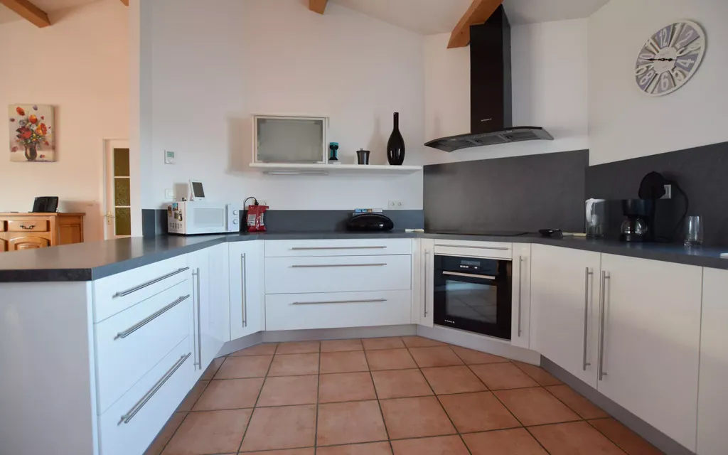 Achat maison à vendre 3 chambres 100 m² - Nieul-sur-Mer