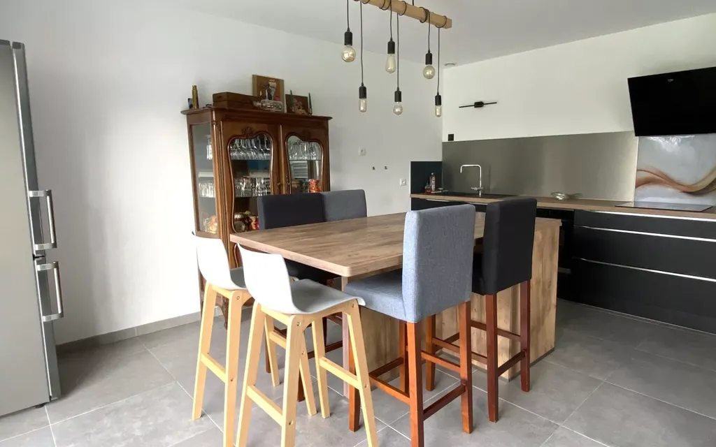 Achat maison à vendre 3 chambres 98 m² - Sainte-Soulle